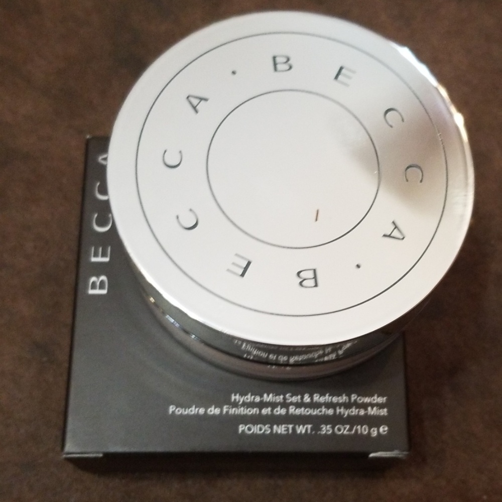 BECCA Hydra-Mist set & refresh powder